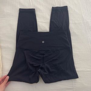 LULULEMON LEGGINGS 25” navy!!